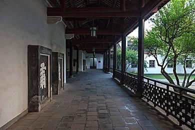 《命运2：邪姬魅影》新武器战刃开发者访谈视频